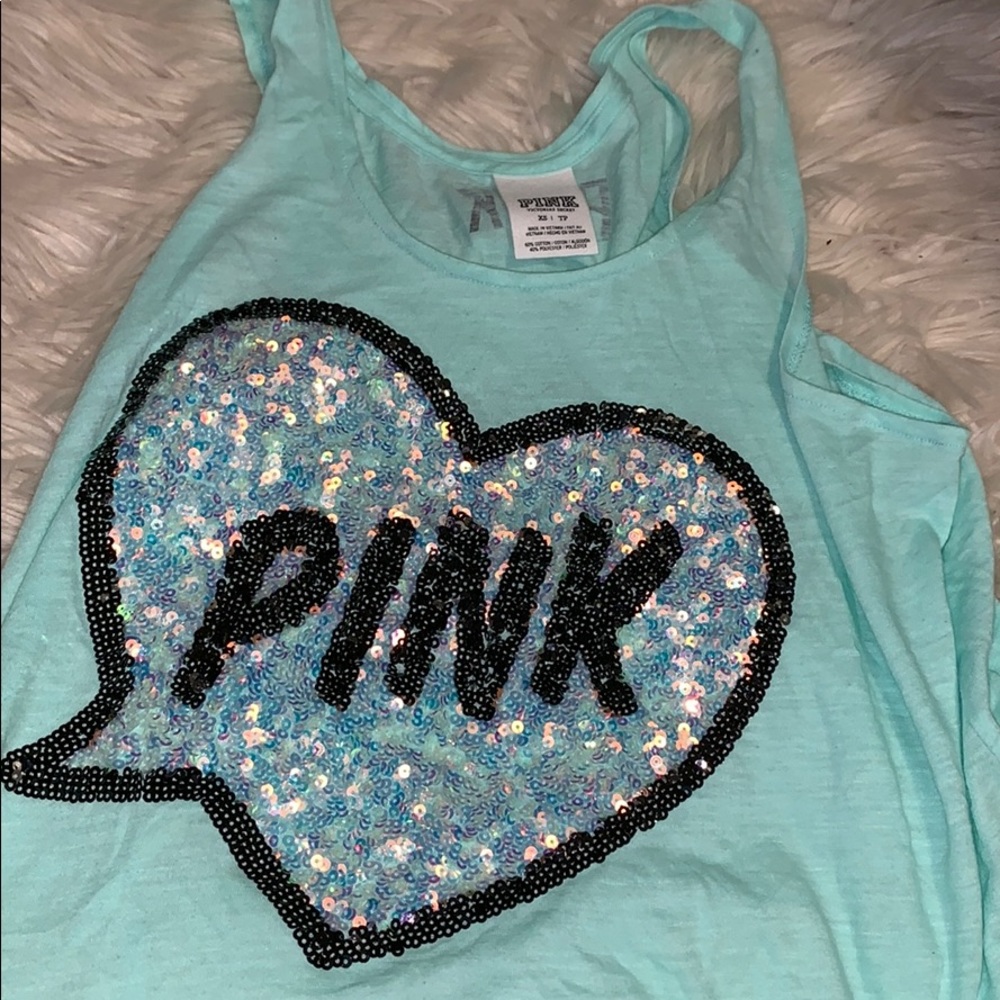 Teal top